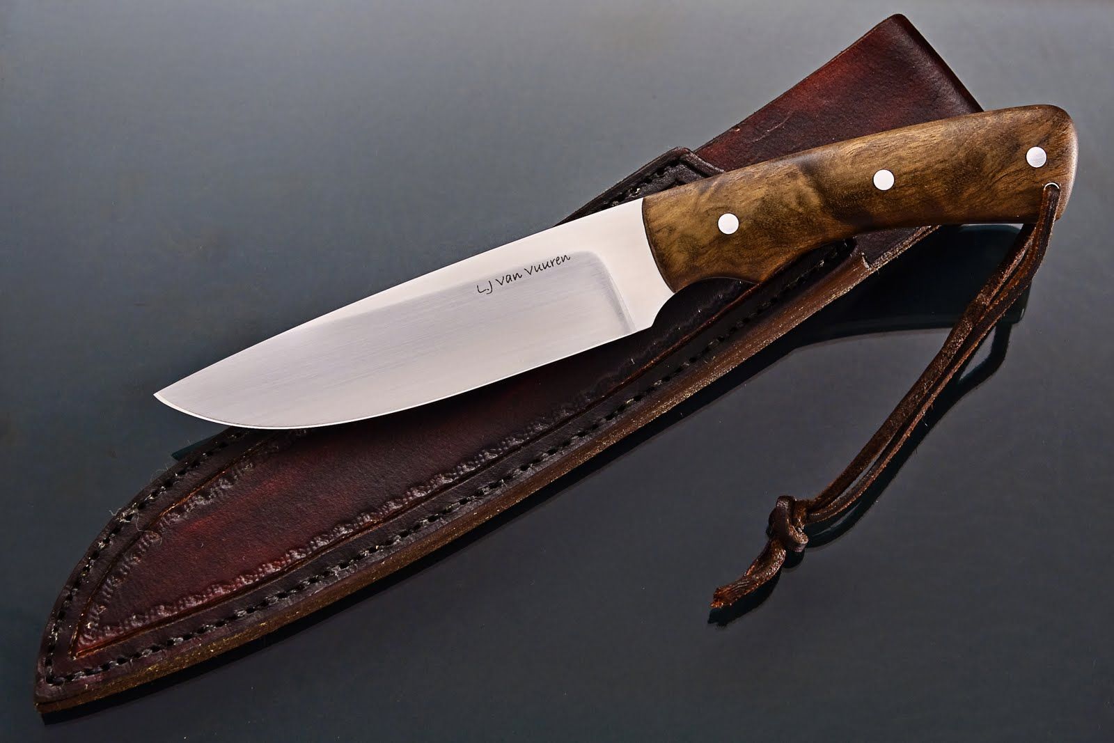 Folding Knives Buyer’s Guide: Key Features to Look For in 2024