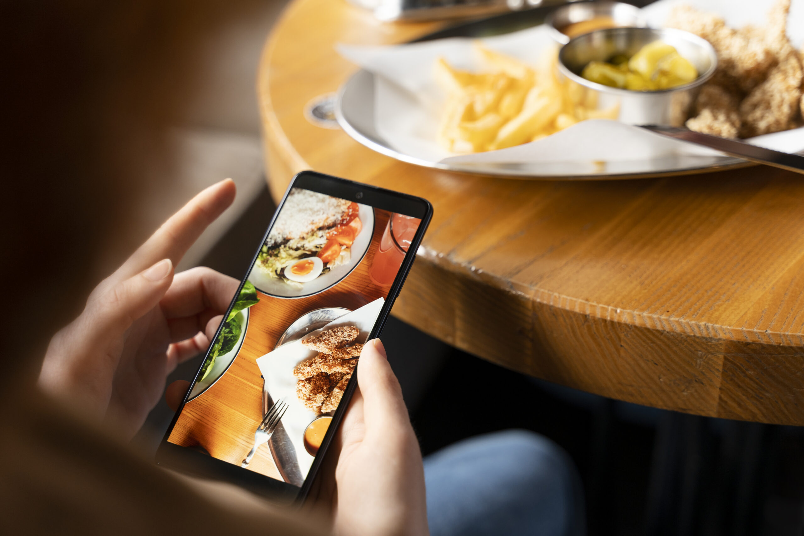 How User-Friendly Design Enhances Engagement in Food Apps