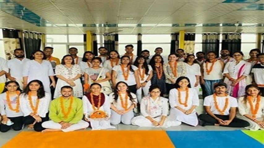 A Complete Guide to 200-Hour Yoga Teacher Training in Rishikesh