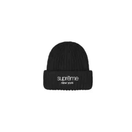 The Iconic Supreme Beanie: A Must-Have Accessory for Streetwear Enthusiasts